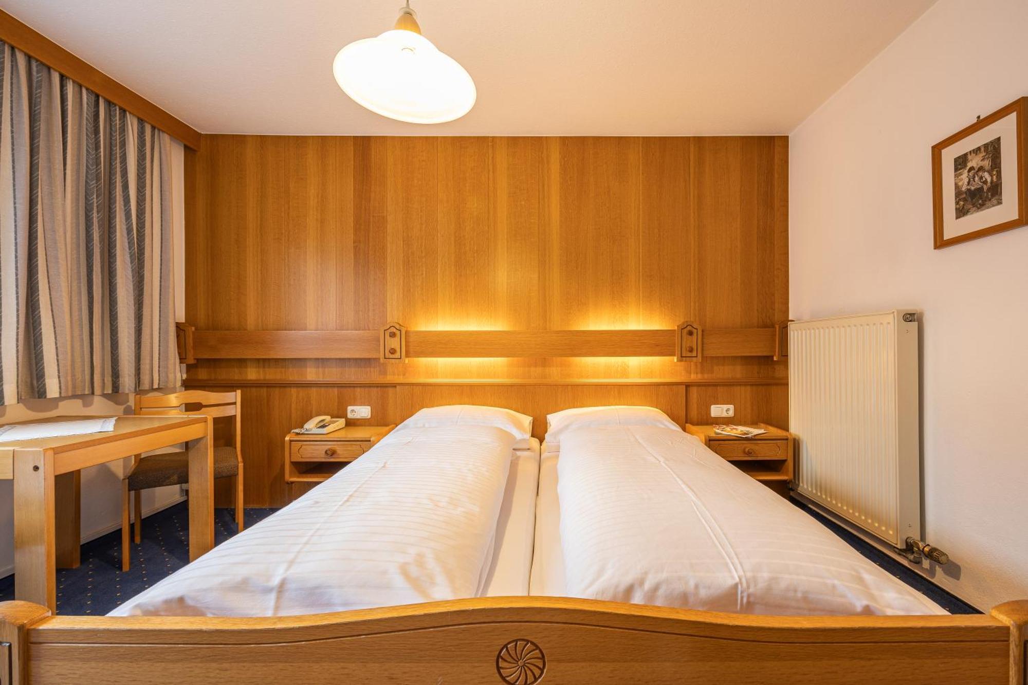 Pension Haus Riedlsperger Saalbach-Hinterglemm Buitenkant foto