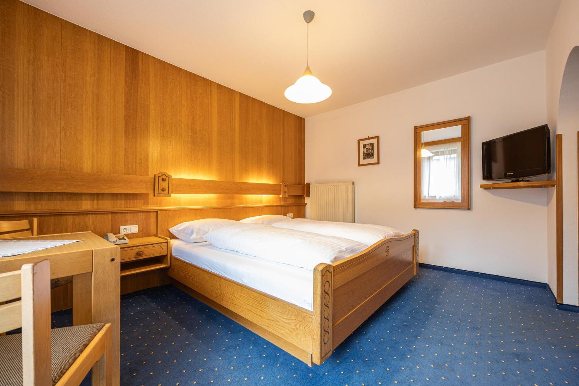 Pension Haus Riedlsperger Saalbach-Hinterglemm Buitenkant foto
