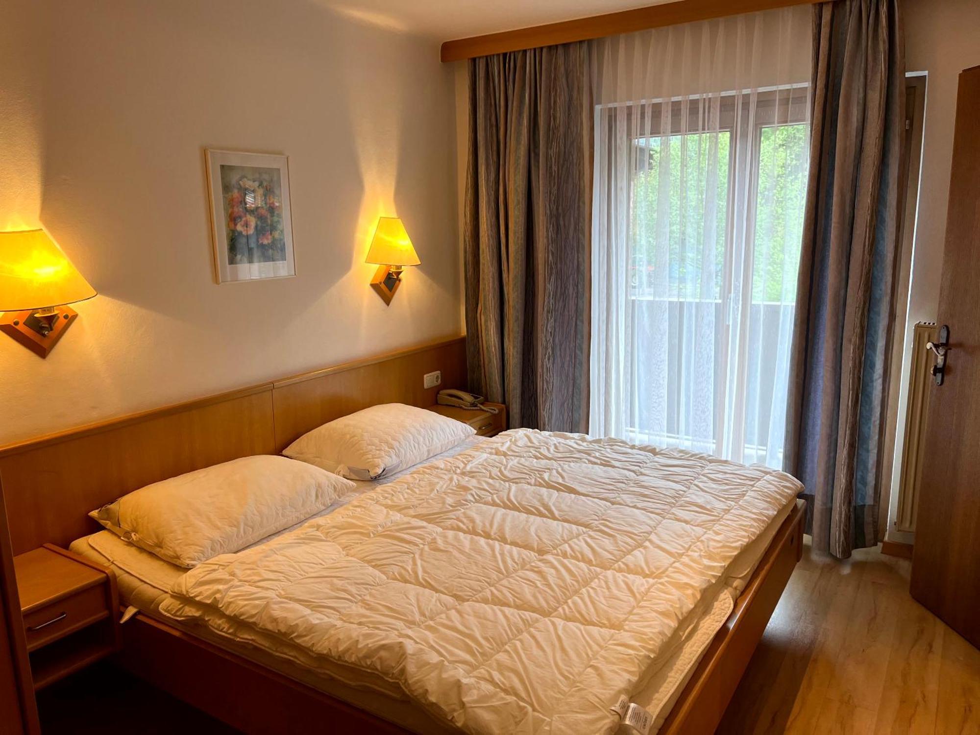 Pension Haus Riedlsperger Saalbach-Hinterglemm Buitenkant foto