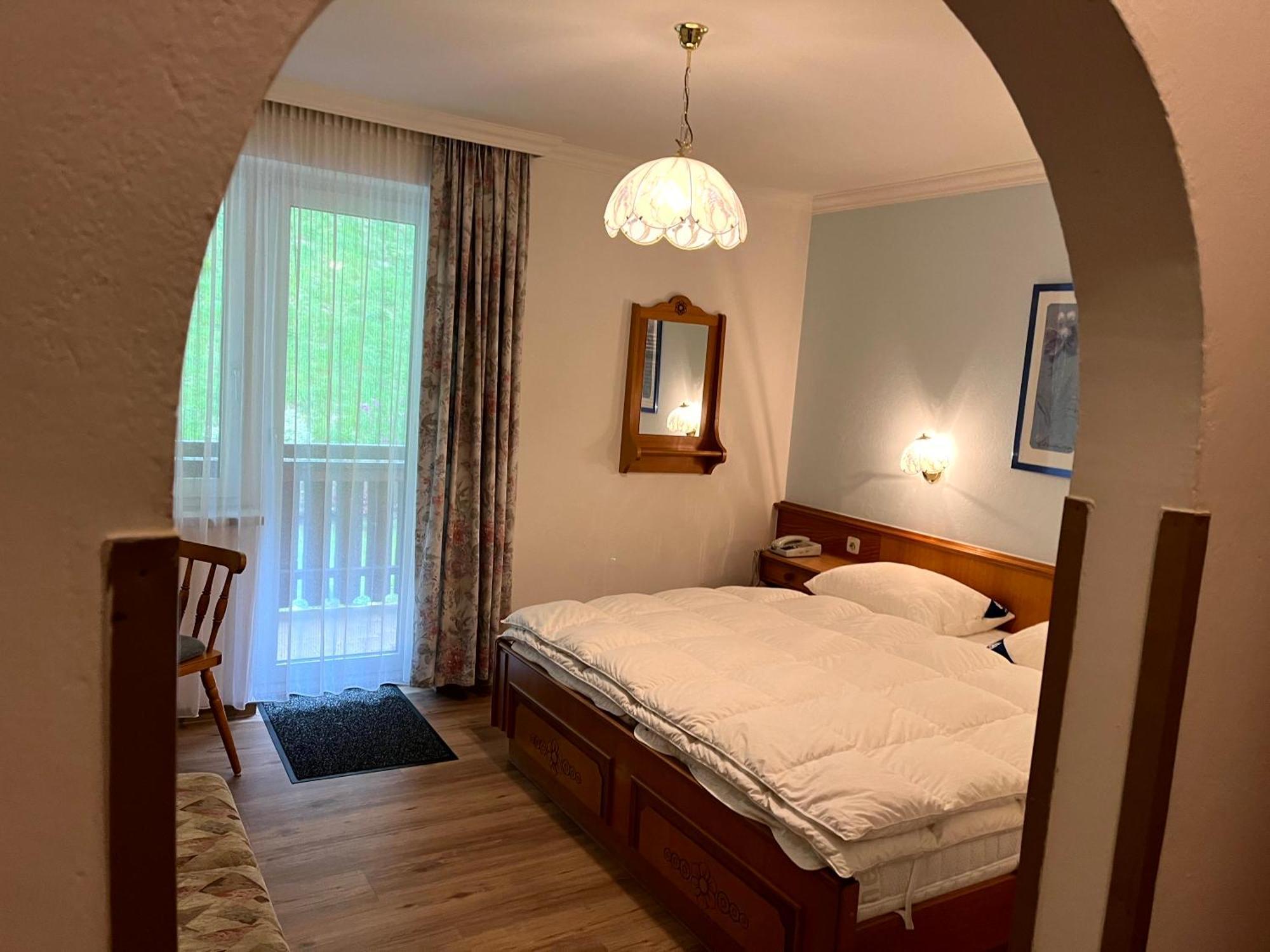 Pension Haus Riedlsperger Saalbach-Hinterglemm Buitenkant foto